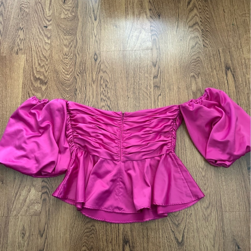 AMUR magenta Eman Off-Shoulder peplum lined party sexy Blouse size 12 - Picture 7 of 12